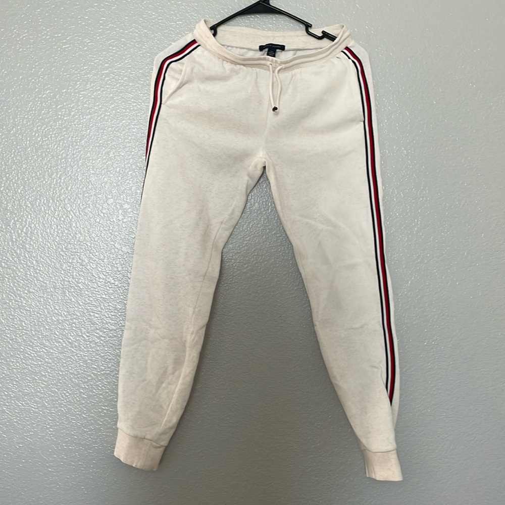 Size: Small to Medium
Good Condition
Final Sale